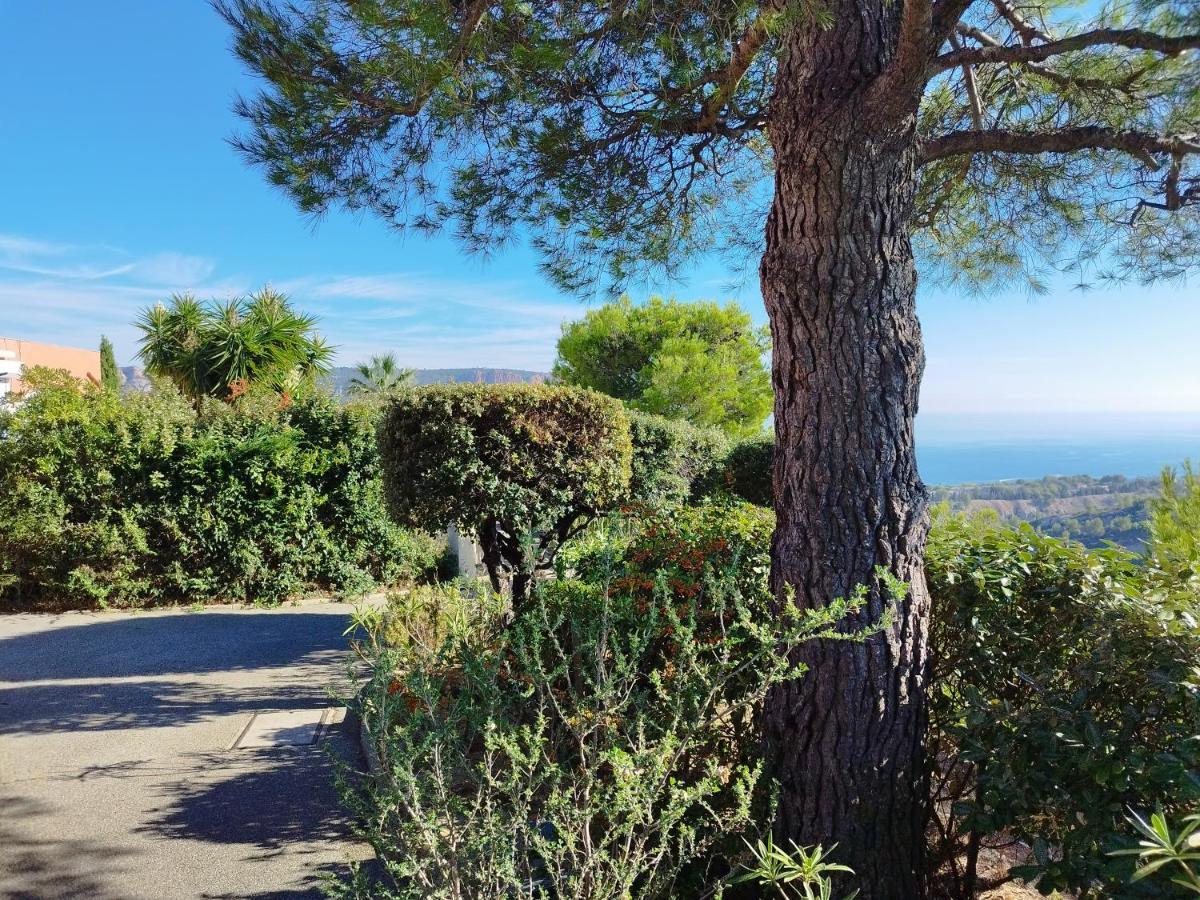 Sweet Calanque - Host Provence Apartment กาซีส์ ภายนอก รูปภาพ