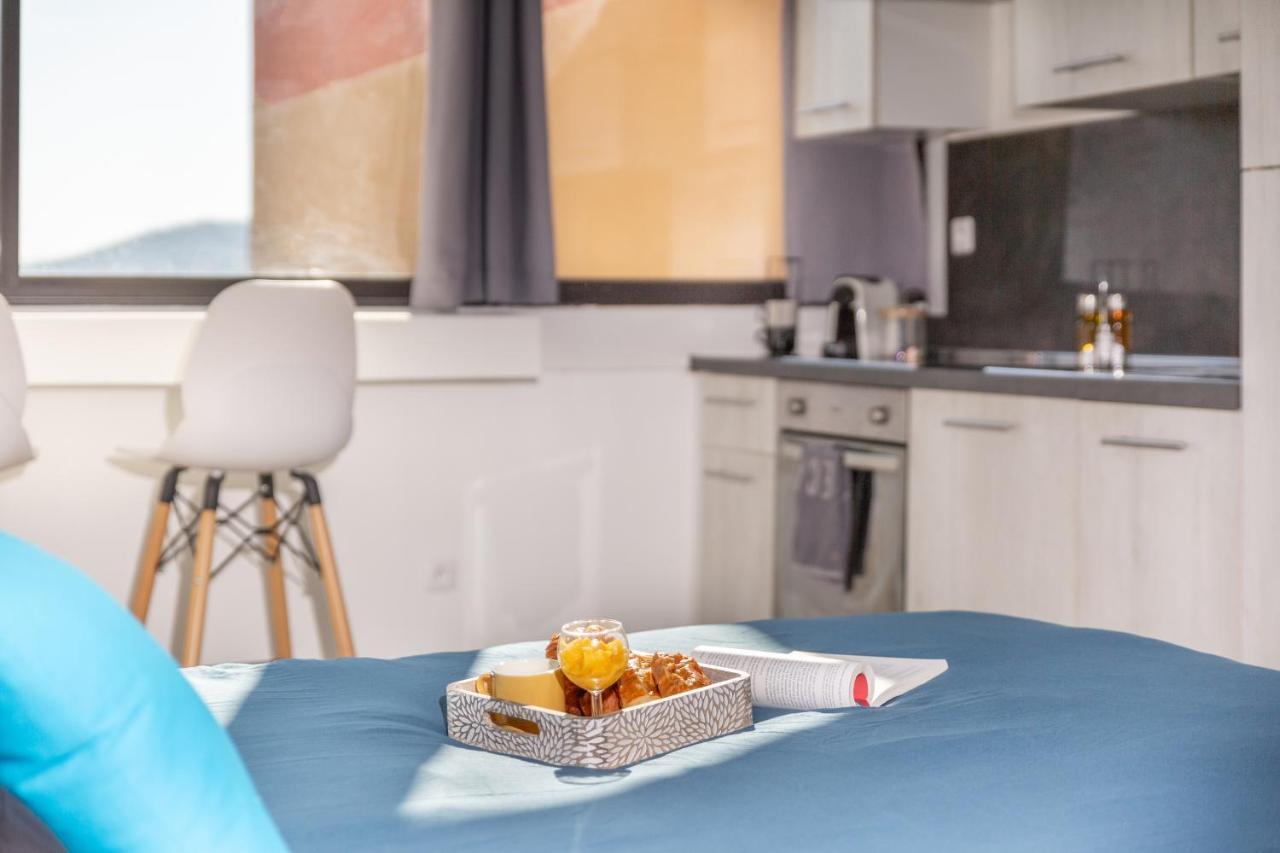 Sweet Calanque - Host Provence Apartment กาซีส์ ภายนอก รูปภาพ