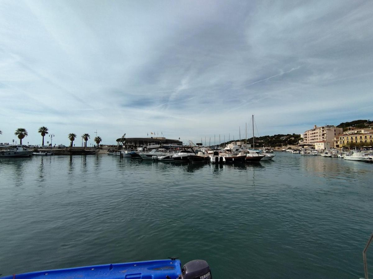 Sweet Calanque - Host Provence Apartment กาซีส์ ภายนอก รูปภาพ